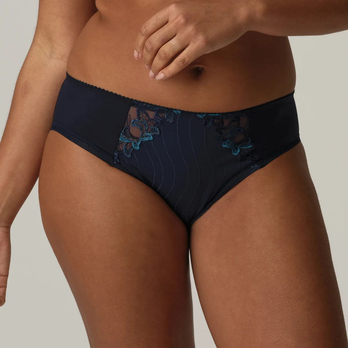 seamless wireless women briefs for a carefree fitPrima Donna Deauville Rio Brief in Velvet Blue