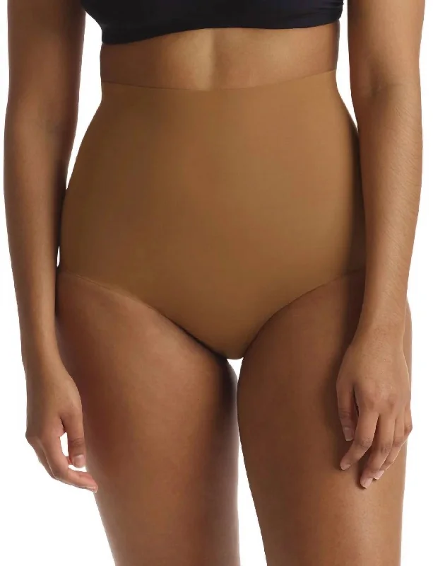 thermal women briefs for winter outdoor activitiesHigh-Waist Control Brief In Caramel